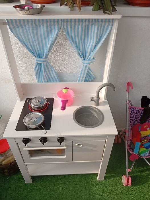 Bucătărie de jucarie