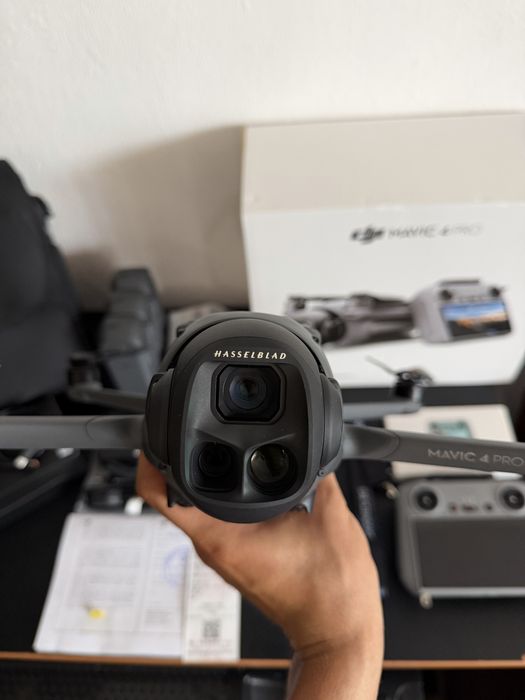 Дрон DJI Mavic 4 Pro