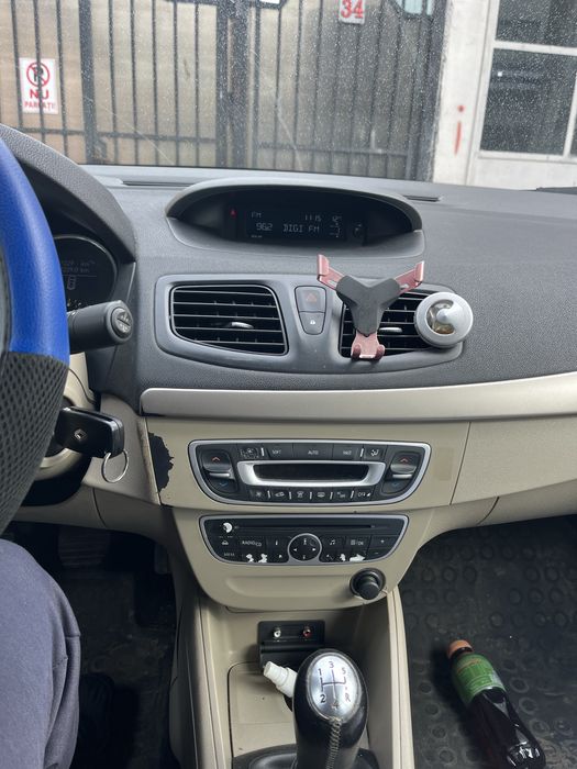 Renault fluence 2012