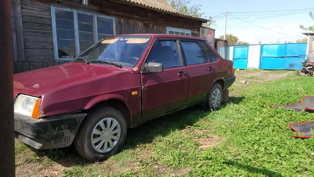 Продам машину 099