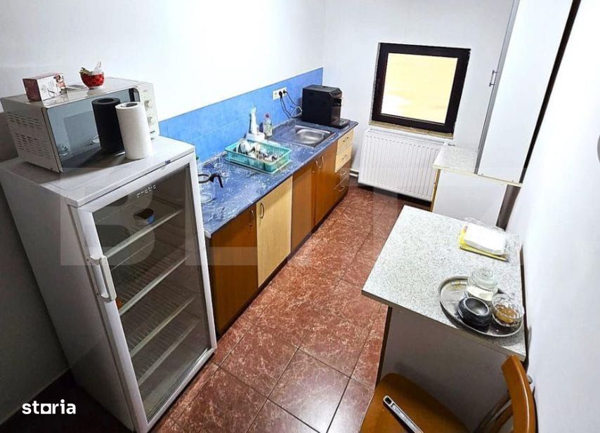 Spatiu industrial si administrativ, 808 mp, 6.652 mp teren, zona Nord