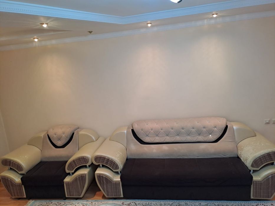 Диван раскладной с 2-мя креслами