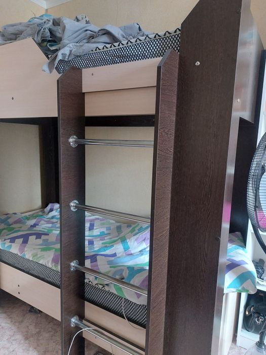 Двухярусная кравать  в отличном состоянии