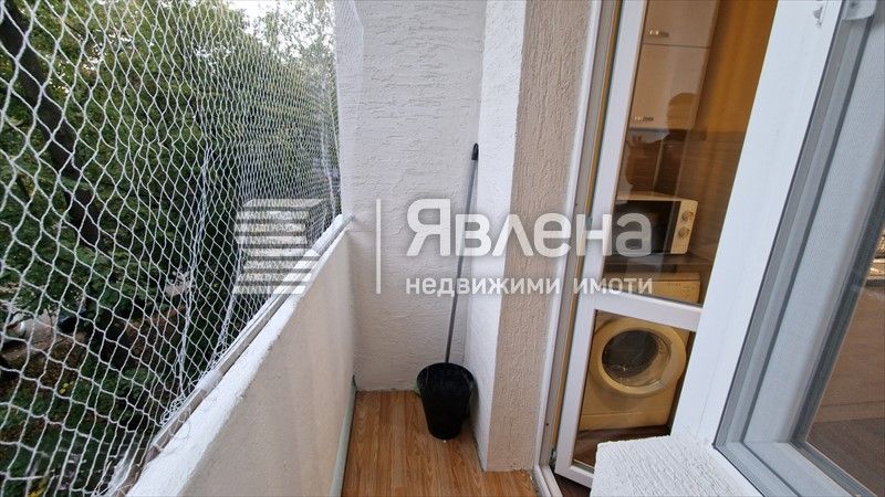 Дава се под наем Тристаен апартамент в София, Красно село - 80 кв.м за 650 € - Снимка #7