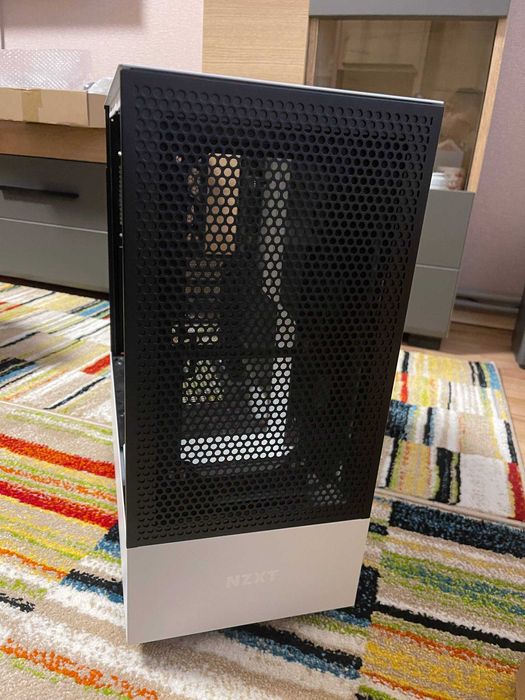 NZXT H5 Flow бяла