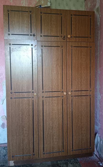 Шкаф для одежды.