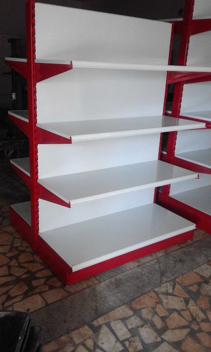 Rafturi, gondole, carut, turnichet, suport cu roti