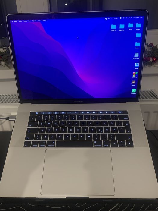 MacBook Pro 15” (2016) Touch Bar | i7 | 16GB RAM | SSD 1TB