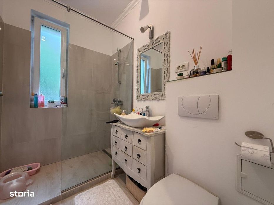 Apartament 2 camere, utilat si mobilat, 2 locuri de parcare - Hotel IQ