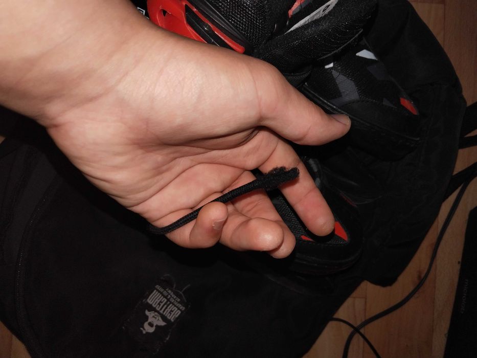 В продаже коньки