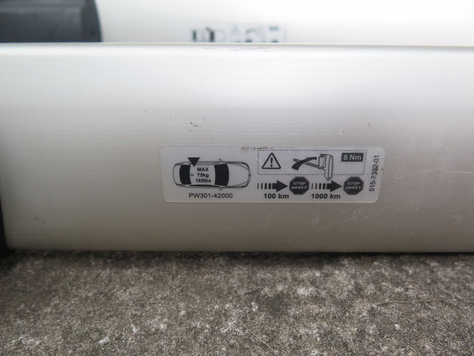 TOYOTA RAV4 след 2017,Оригинални напречни греди,thule