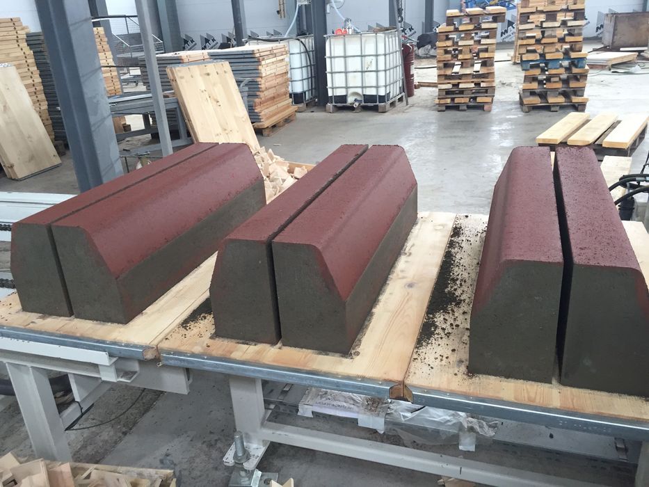 Поребрик бордюр БР