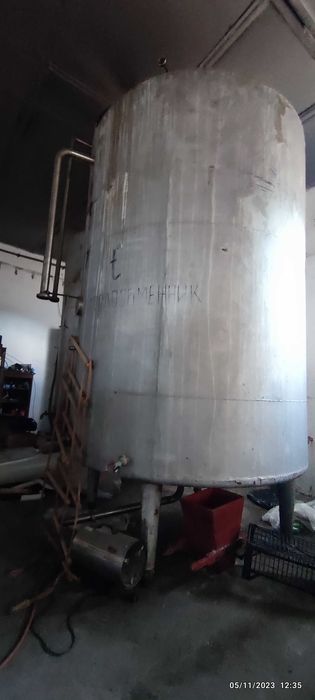 резервоари/цистерни