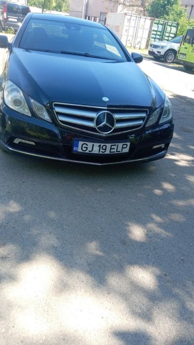 Mercedes E-Class W212 2010 – 3.0 V6 – vând integral sau dezmembrez