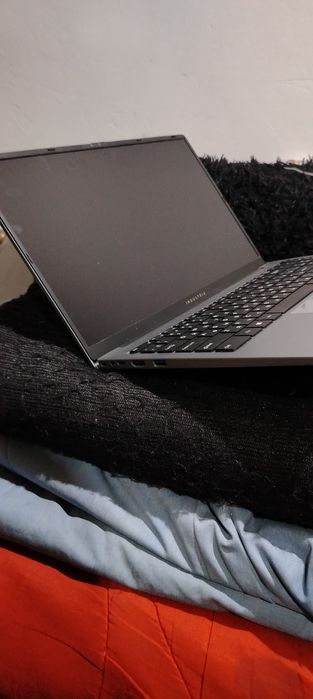 Продаю новый ноутбук