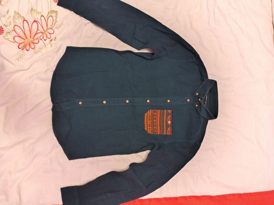 Vând patru cămăși