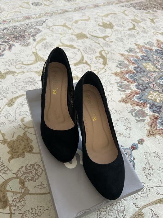 Продам туфли 34 размера