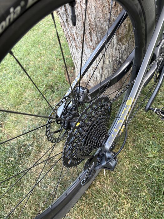 Orbea Oiz M-Team карбонов XC велосипед