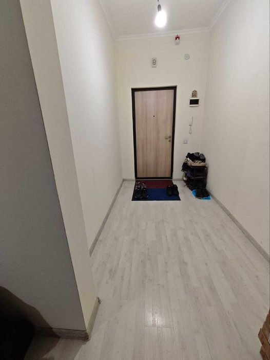 Срочно продаю свою 2-комнатую квартиру в новостройке около м. Дустлик