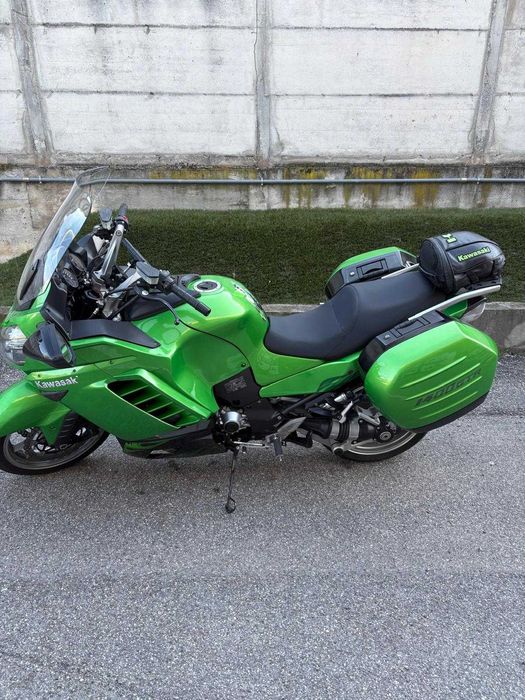 Kawasaki GTR 1400
