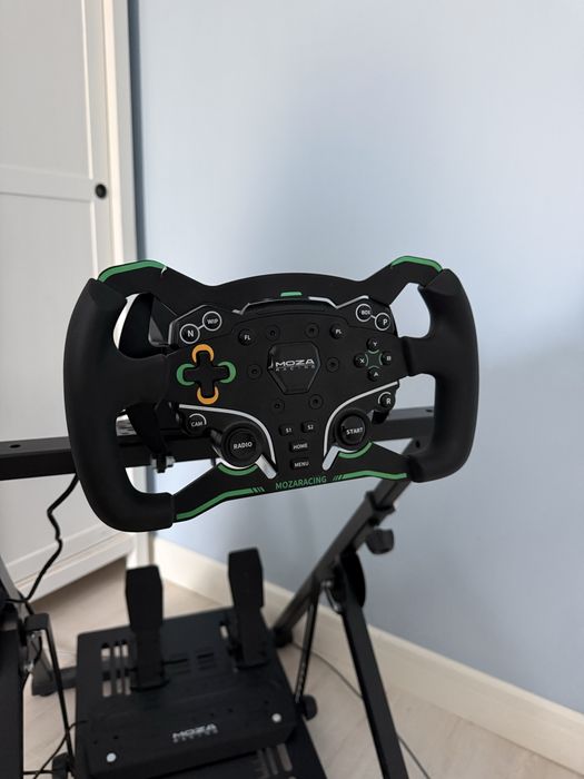 Moza r5 + кокпит