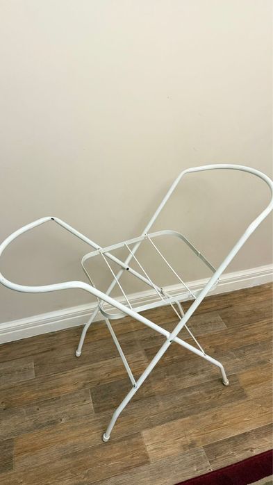 Подставка под ванночку