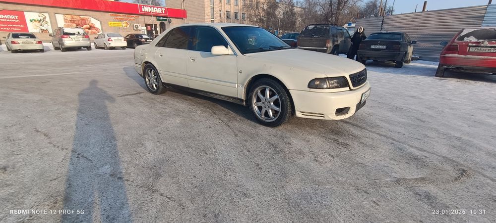 Audi A8 в хорошем состоянии