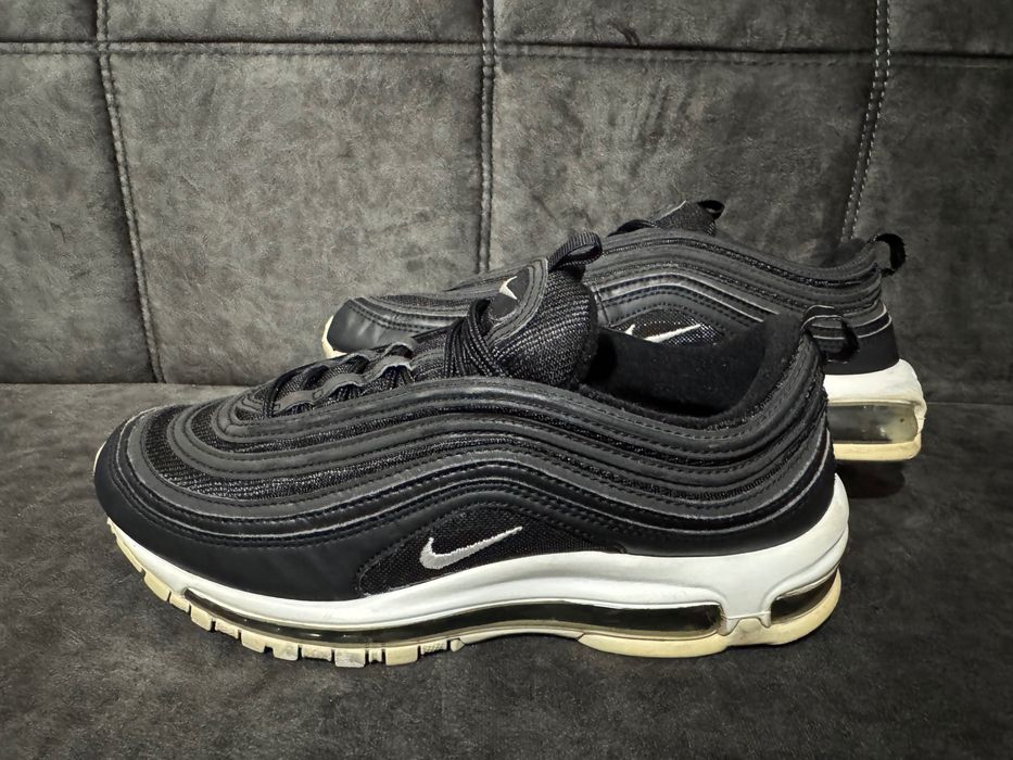 Nike Air Max 97.