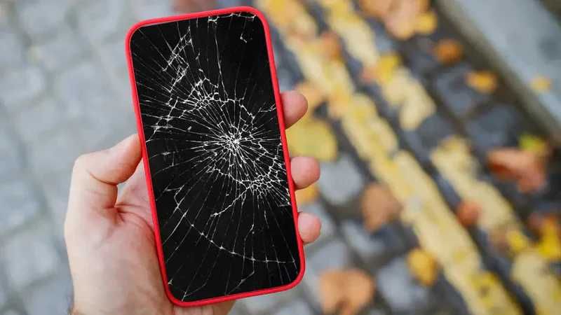 Смяна на дисплей iPhone 8/X/XS/MAX/XR/11/PRO/MAX/12/Mini/13/14/PRO/MAX