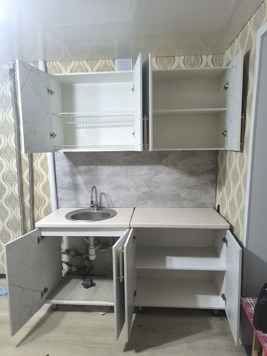 Кухонный гарнитур, район Огонька.