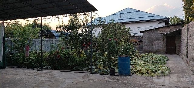 Срочно продаëтся участок 5 соток с домом