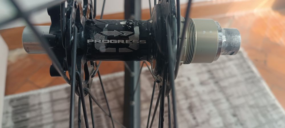 Продавам задна  капла!!!