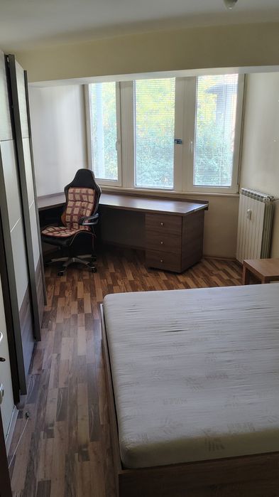 Тристаен апартамент 85 кв.м под наем в Лозенец | Обзаведен с балкон