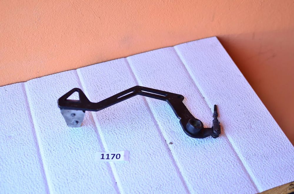 2009 10 12 BMW F800GS Pedala frana spate