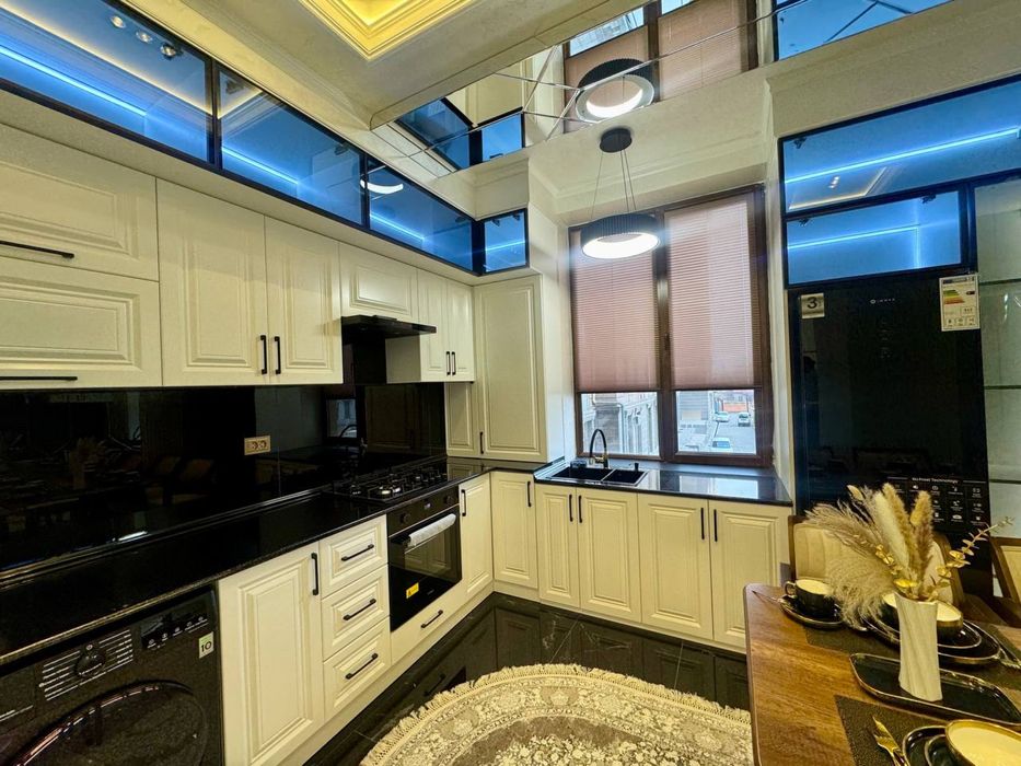 Продаётся 3-комнатная квартира в новостройке