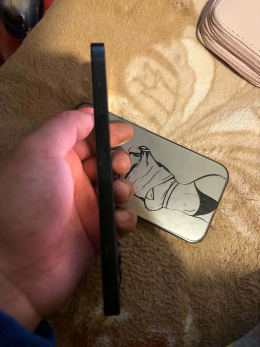 Iphone 14 bule nu este nimic schimbat in el