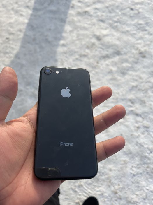 Срочно продам Iphone 8 128 gb