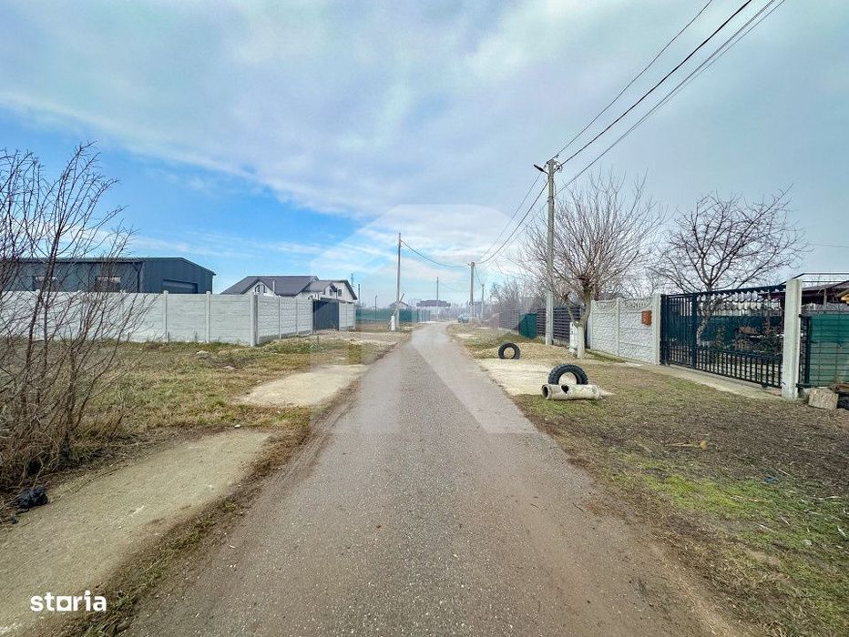 Mihailesti - teren imprejmuit 401mp, cu put, COMISION 0