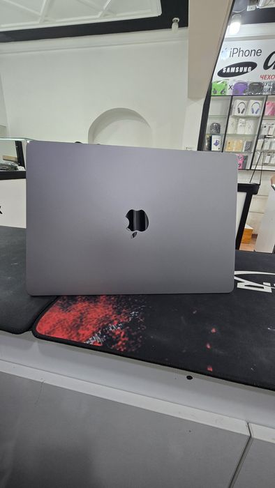 Macbook Air M2 15 ekranli Arzoonga
