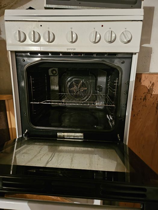 Готварска печка с фурна Gorenje