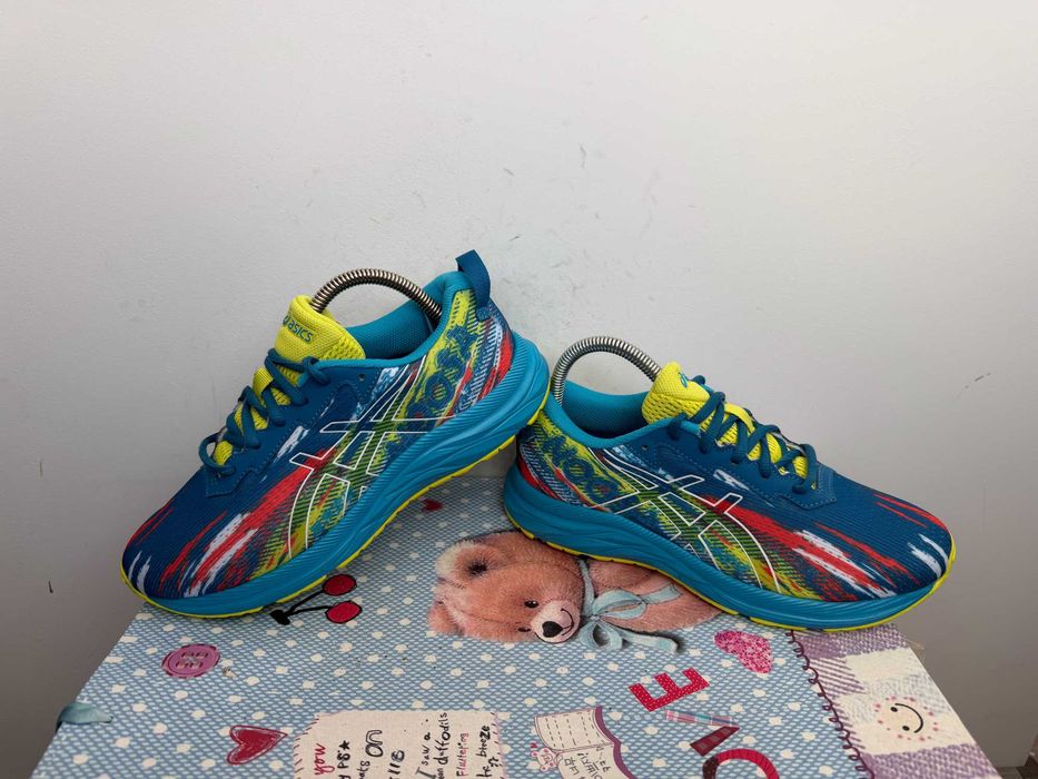 Asics  Gel-Noosa Tri 13''оригинални маратонки 38.5 номер