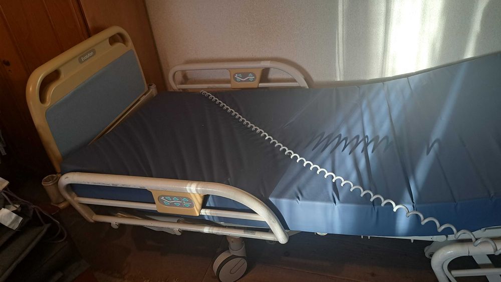 Pat de spital electric 3 funcții