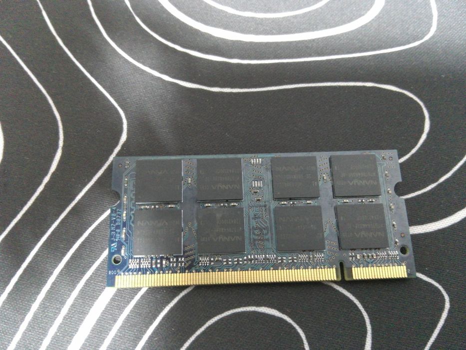 оперативная память DDR2 1 гб