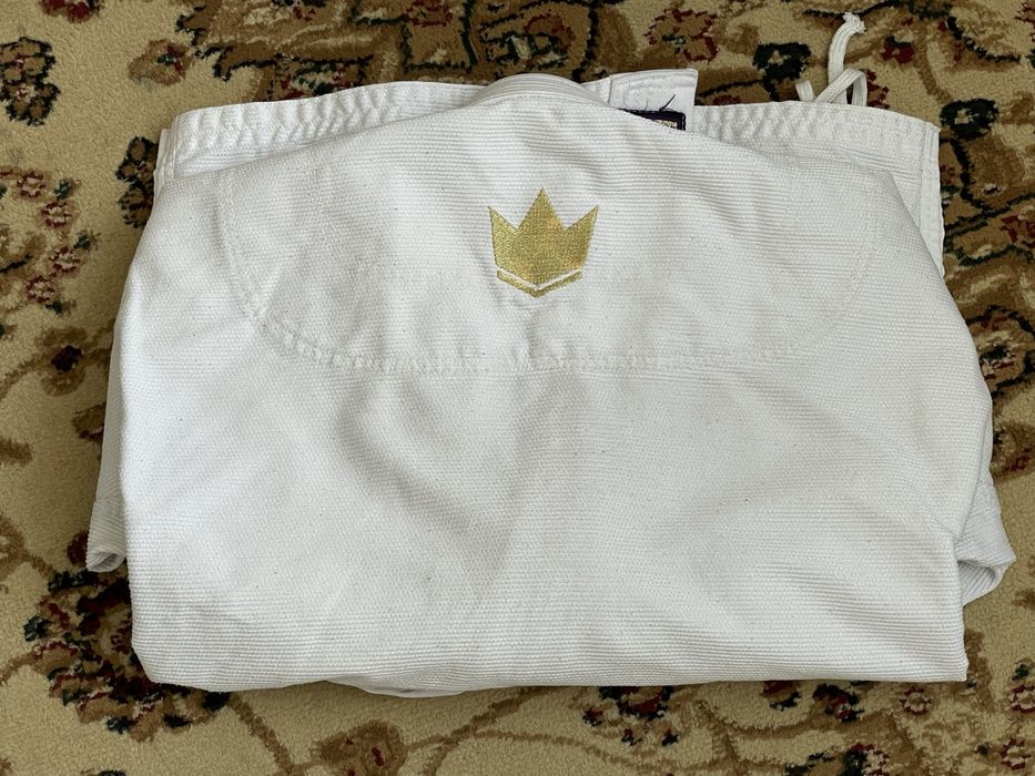 Продам кимано бу цена 12000