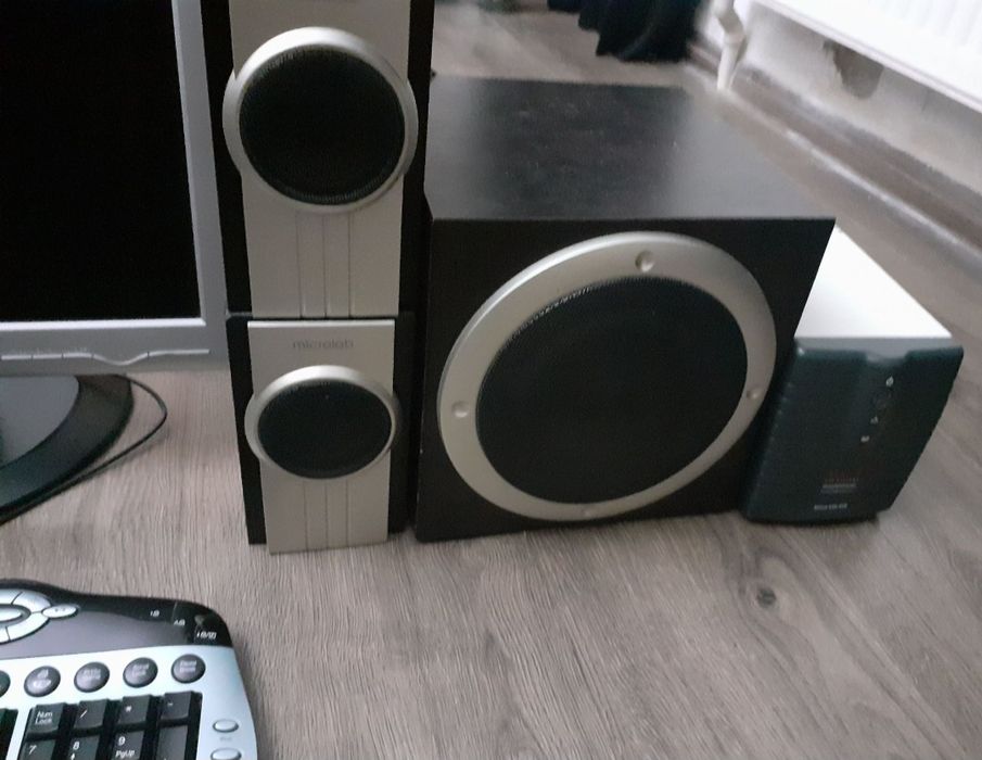 Стационарный настольный компьютер мощный отличного качества при работе