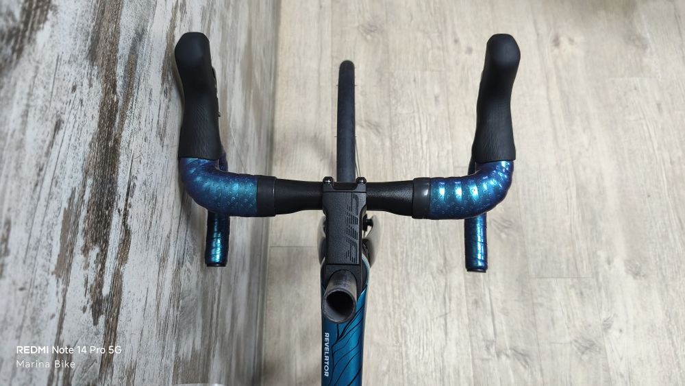 НОВ карбонов шосеен велосипед KTM Revelator Master 105 12S Trimax | 49