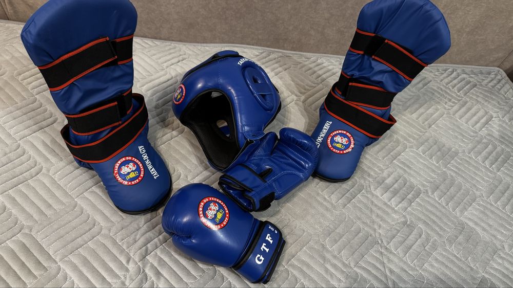 Амуниция и форма для тэквандо