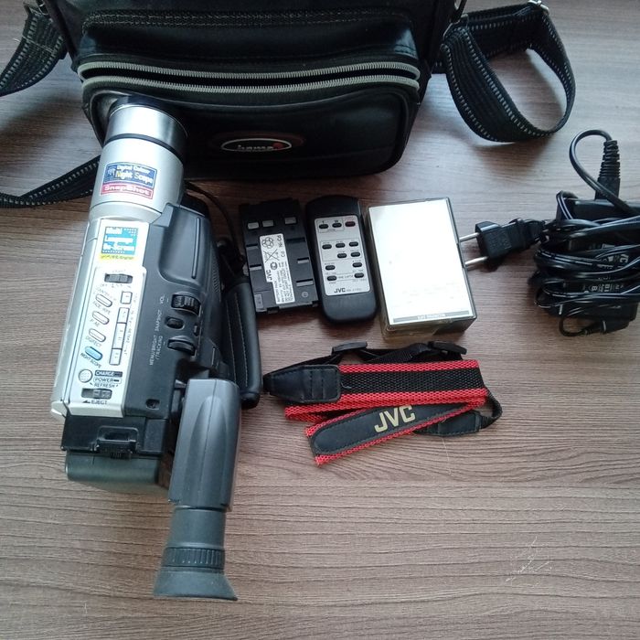 Видеокамера JVC Япония