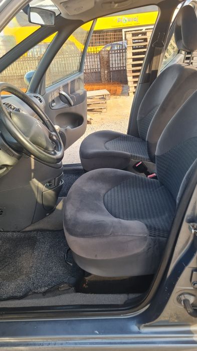 Dezmembrez / Dezmembrari / Piese / Accesorii Ciroen Xara Picasso 1.6