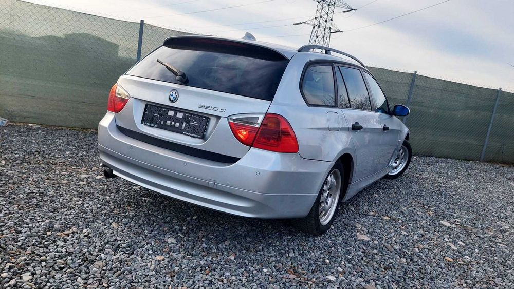 BMW seria 3 2.0d 150 cai E91 an 2006  NAVI PIELE